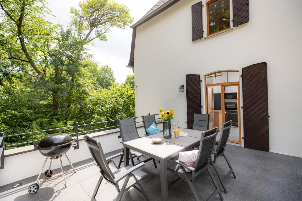 Landhaus Karbach Komplett Oder Einzelne Wohneinheiten Villa Inkl Sauna Bzw Waldhaeuschen Hirten Dış mekan fotoğraf